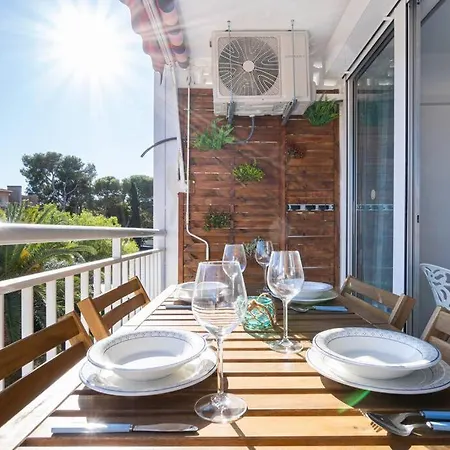 Privilegiado-tarragona-50mplaya-wifi-pool-relax8 アパート