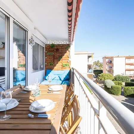 Privilegiado-tarragona-50mplaya-wifi-pool-relax8 アパート *